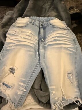 Smoke rise light  Blue Distressed Men’s Denim Shorts men’s 32. $10 firm